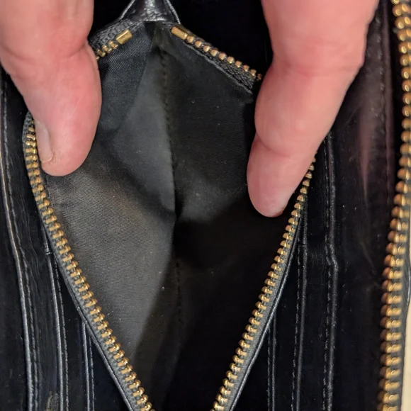 Tory Burch Large Black Ella Tote Bag Patent Logo and Matching Wallet - Picture 11 of 12